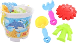 Set de sable avec seau, pelle, râteau et moules