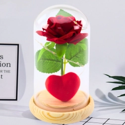 Rose rouge éternelle sous cloche en verre avec éclairage LED et petit cœur 14 × 8 cm