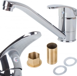 Élégant mitigeur d'évier chromé