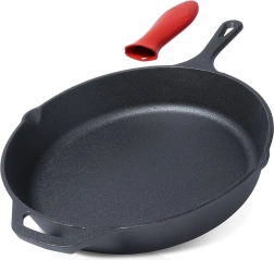 Poêle en fonte avec manchon en silicone CAST LINE 30 cm