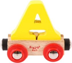 Wagon en bois pour circuit de train avec la lettre A