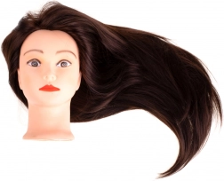 Tête d’entraînement de coiffure avec cheveux bruns
