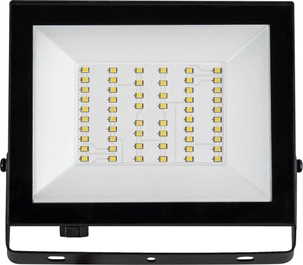 Puissance et luminosité uniforme pour grandes surfaces