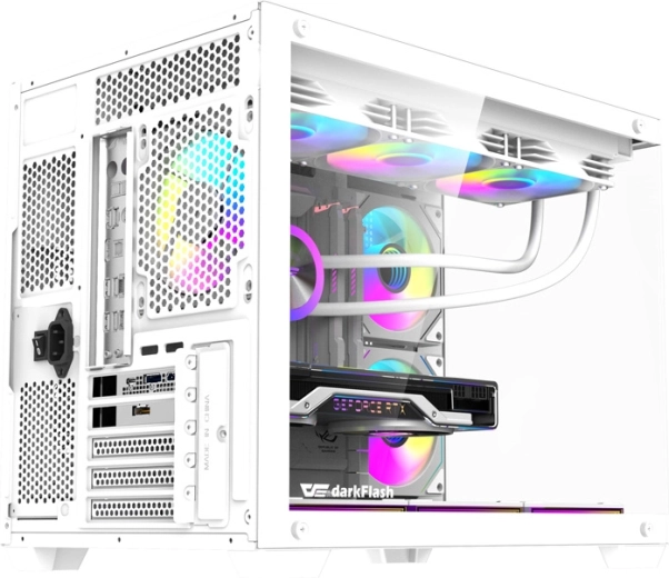 Compact, mais spacieux pour du matériel moderne