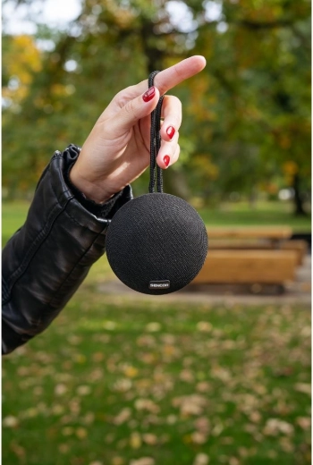 Enceinte légère avec dragonne pratique