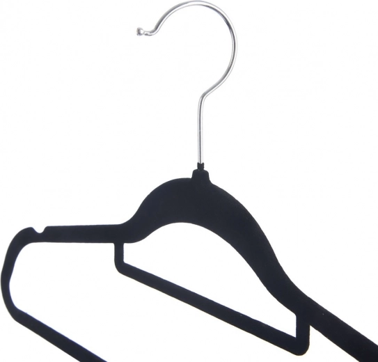 Crochet métallique pivotant