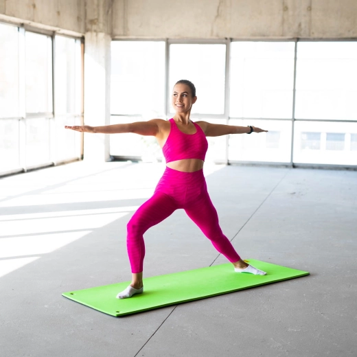 Œillets pratiques pour suspension murale