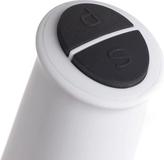 Deux épices dans un seul corps