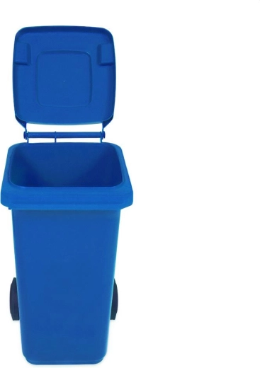 Couvercle solide pour plus de propreté et moins d’odeurs