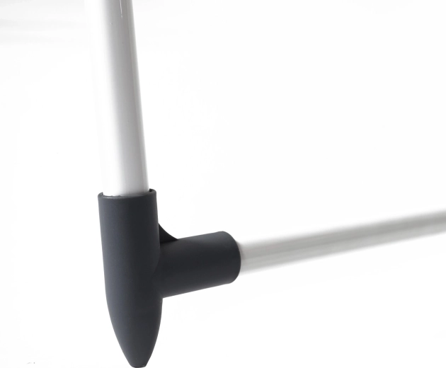 Structure solide et stable avec une capacité de charge de 20 kg
