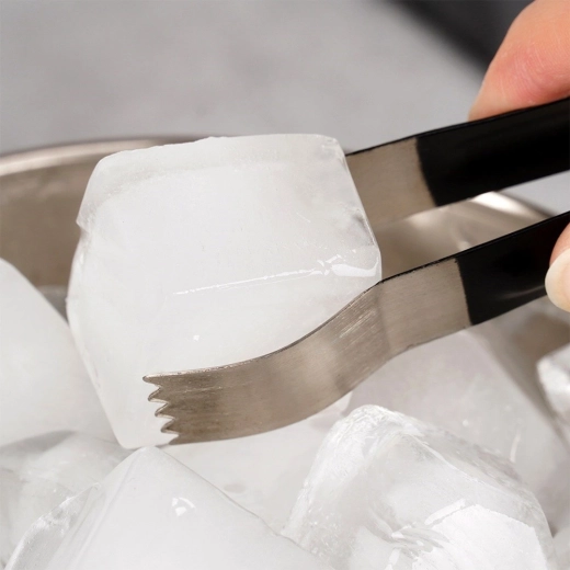 Manipulation hygiénique de la glace