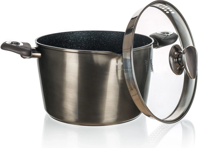 Revêtement antiadhésif résistant aux rayures