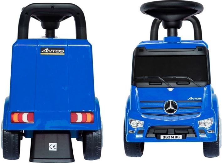 Licence officielle Mercedes‑Benz et design de camion réaliste