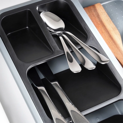 Intérieur antidérapant et nettoyage facile