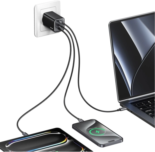 Chargez jusqu’à 3 appareils simultanément