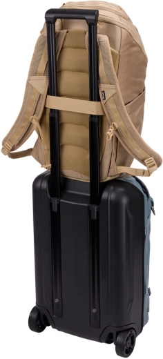 Confort en déplacement et transport facile avec une valise