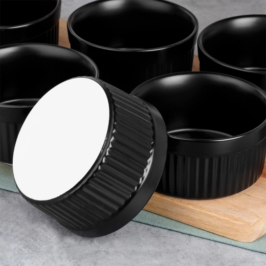 Design élégant et empilabilité