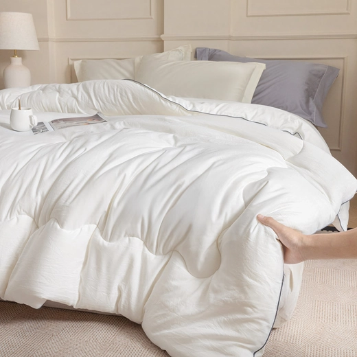 Légère, gonflante et agréable au toucher