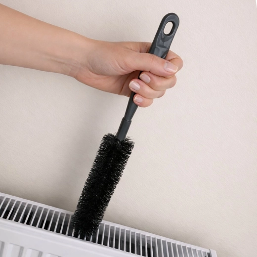 Nettoyage efficace entre les ailettes du radiateur