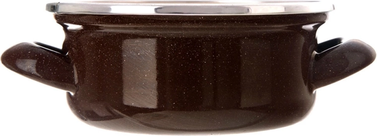 Compatible avec tous types de plaques et le four