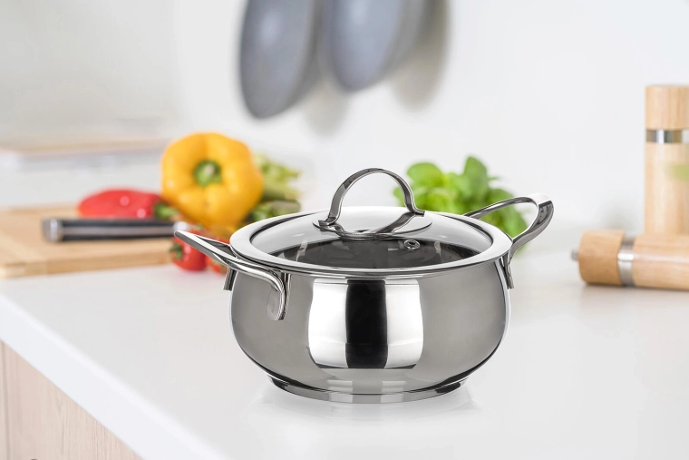 Couvercle en verre pour surveiller la cuisson