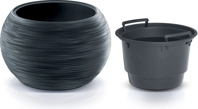 Insertion intérieure avec poignées pour une plantation aisée