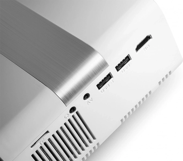 Connexion facile via HDMI et USB