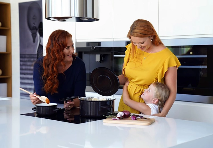 Universelle pour tous les types de cuisinières, y compris l’induction