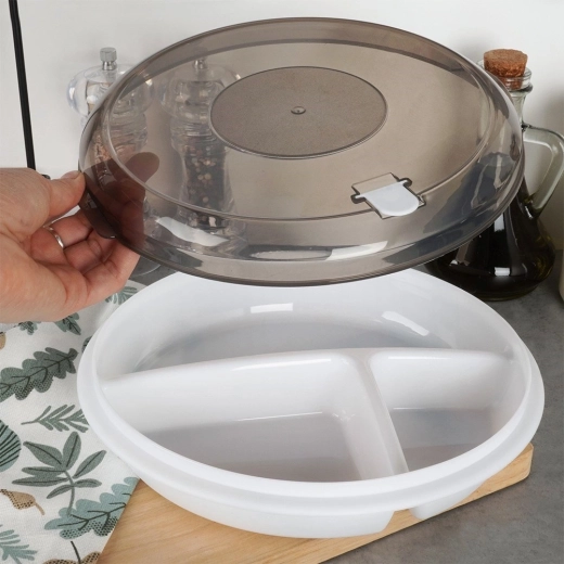 Trois compartiments pratiques pour un service net