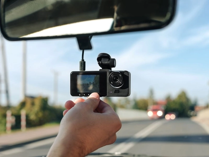 Protection continue : mode parking et G‑sensor