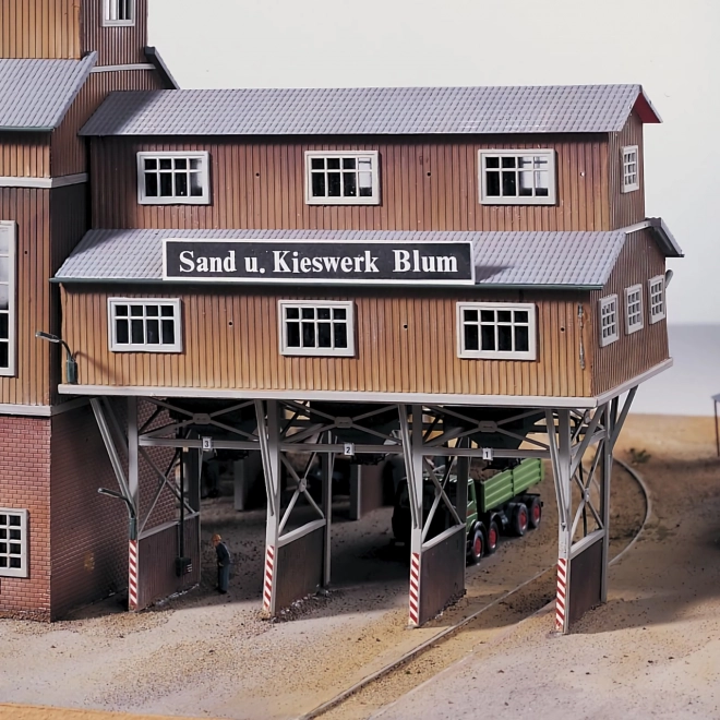 Piko Authentic Edition Pont de chargement de la sablière E. Blum - 61123