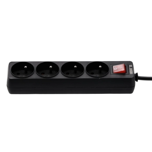 Quatre prises Schuko pour plusieurs appareils