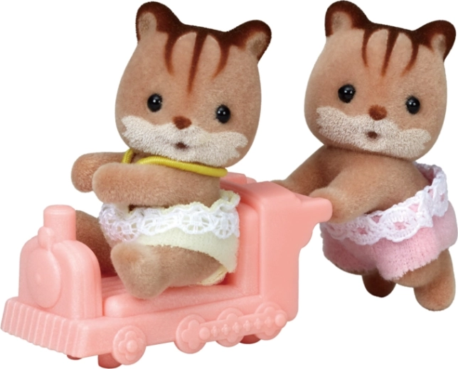 Sylvanian Families – Jumeaux écureuils noisette avec petit train