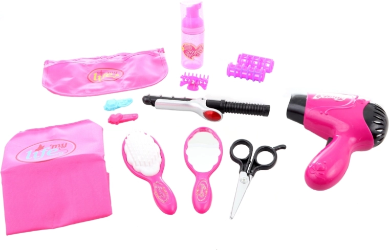 Nombreux accessoires de coiffure