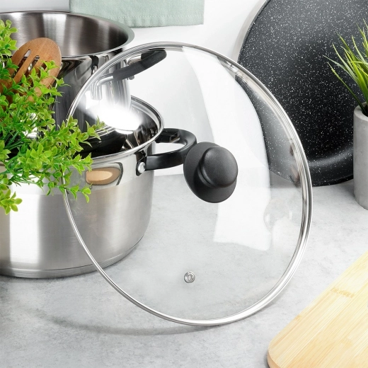 Bord robuste en inox et poignée confortable