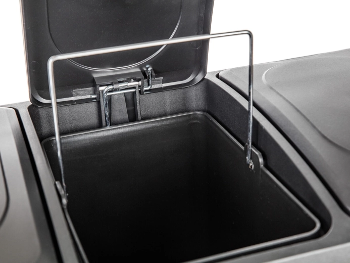 Vidage facile grâce aux seaux amovibles