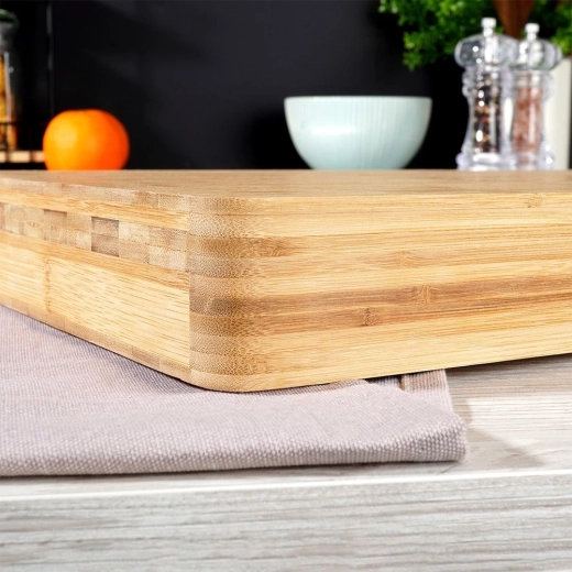 Surface de travail massive et stable