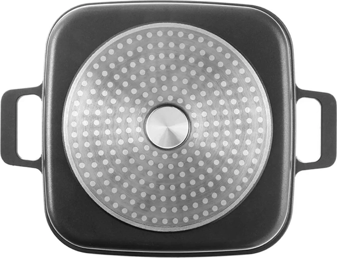 Compatible induction et chauffe uniforme