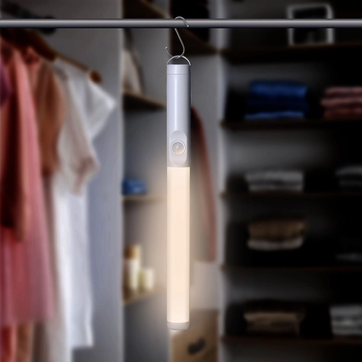 Agréable lumière chaude et puissance économe