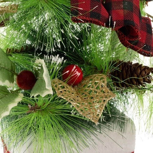 Aspect premium avec imitation de neige et branches modelables