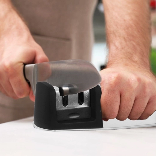 Travail sûr et stable sur le plan de travail