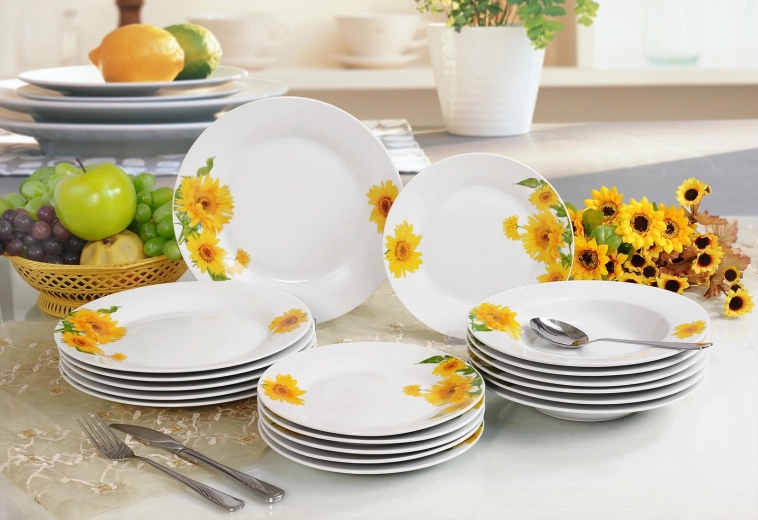 Porcelaine résistante avec glaçure brillante