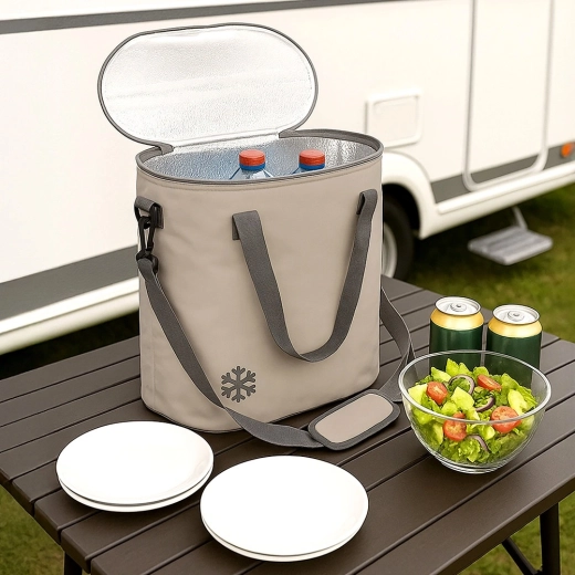 Grande capacité de 30 l pour les provisions de la journée