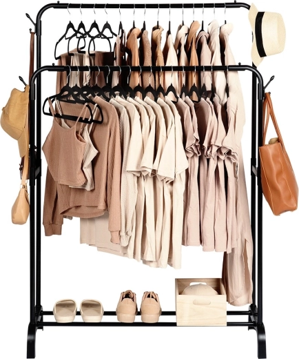 Étagère inférieure pour chaussures et boîtes