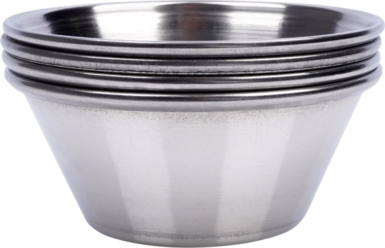 Empilables et peu encombrantes