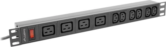 10× prises IEC pour équipements IT