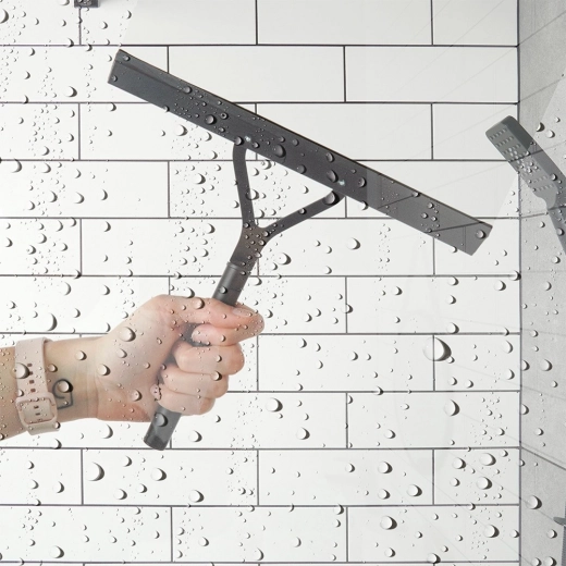 Essuyage ergonomique pour douche et fenêtres