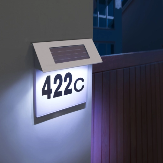 Éclairage solaire pour numéro de maison