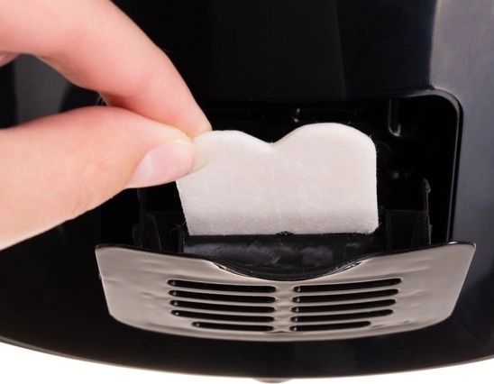 Insertion facile dans le compartiment aroma de l’humidificateur