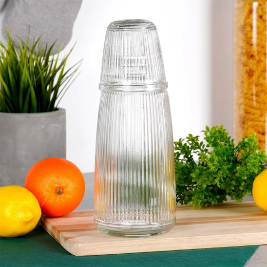 Le verre comme couvercle pour un rangement gain de place